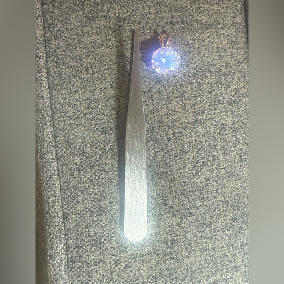 Vintage costume solitaire Sparkling CZ Diamond Pendant rabbit bail - Picture 4 of 9